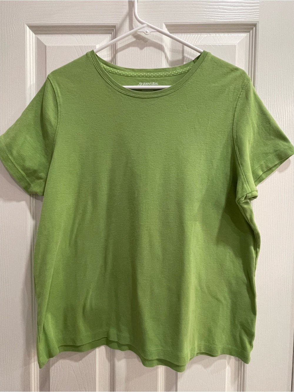 St. John’s Bay Short Sleeve Crewneck T–Shirt, Lime Green, Crewneck, Ladies SZ L
